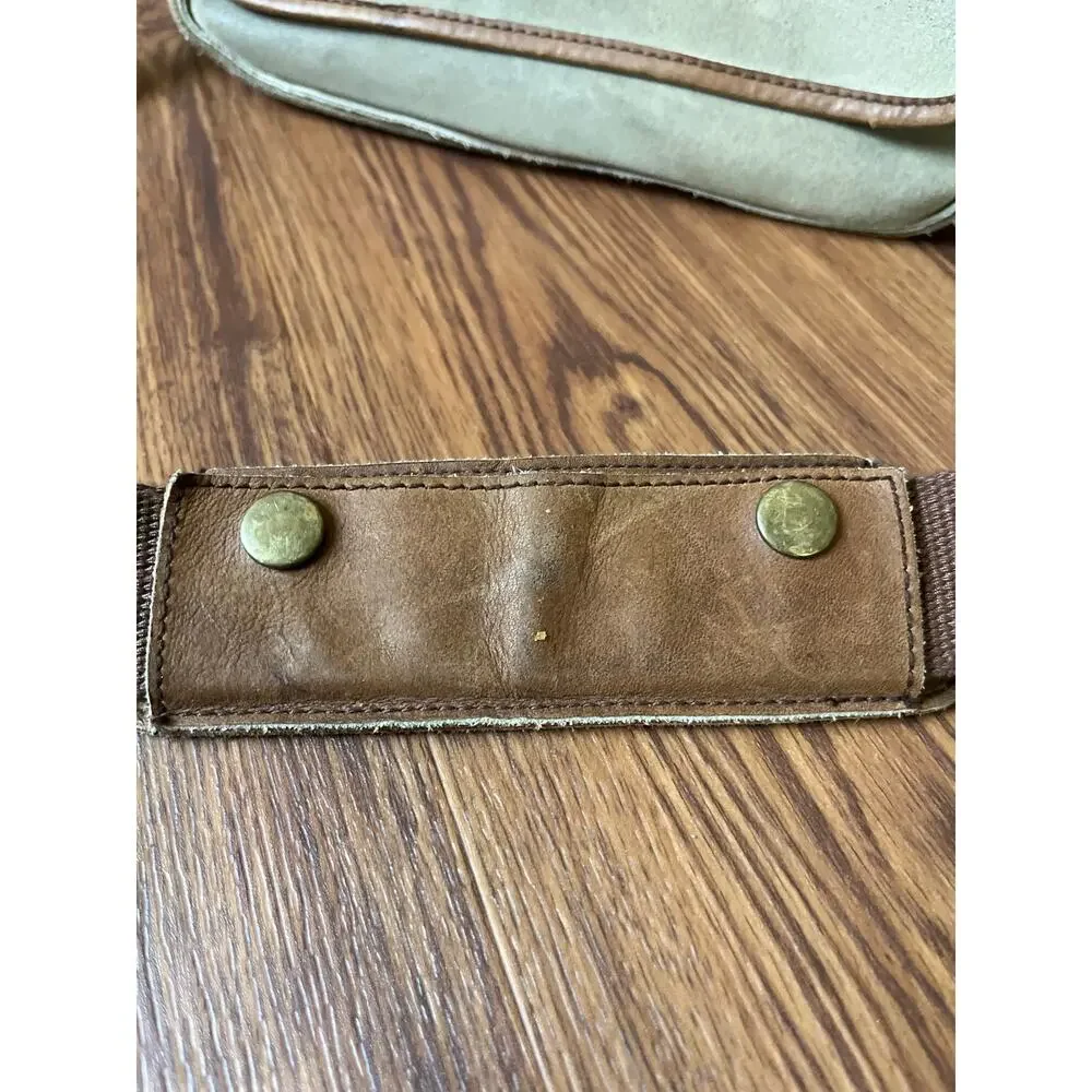 Vintage The Territory Ahead Leather Shoulder Bag Tan Brown Rugged Satchel